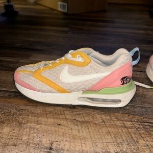 Nike Sun Club Air Max